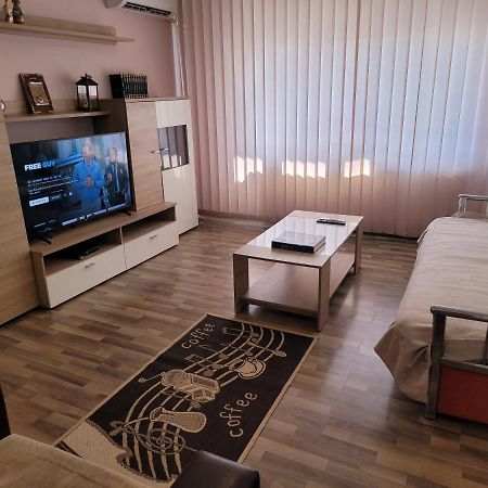 Quiet, Relaxing, Family Friendly Lejlighed Bukarest Eksteriør billede