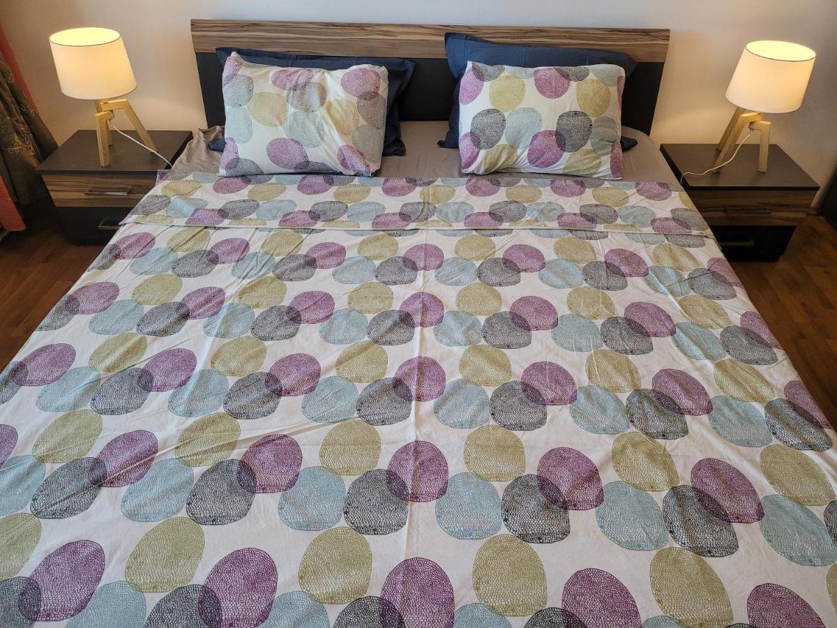Quiet, Relaxing, Family Friendly Lejlighed Bukarest Eksteriør billede
