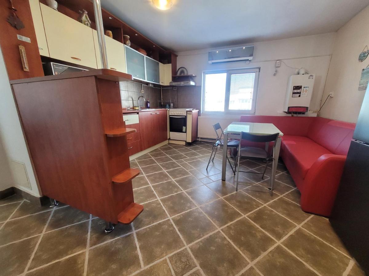 Quiet, Relaxing, Family Friendly Lejlighed Bukarest Eksteriør billede