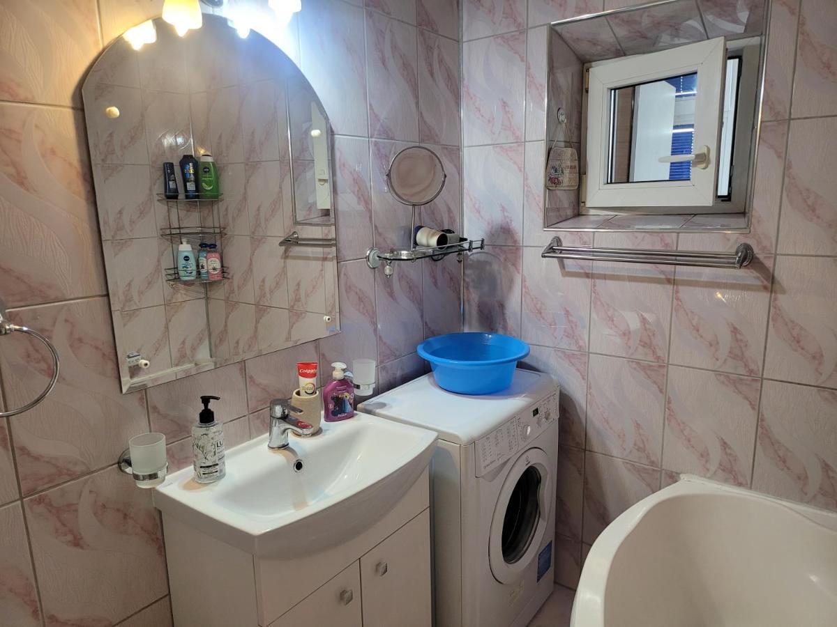 Quiet, Relaxing, Family Friendly Lejlighed Bukarest Eksteriør billede